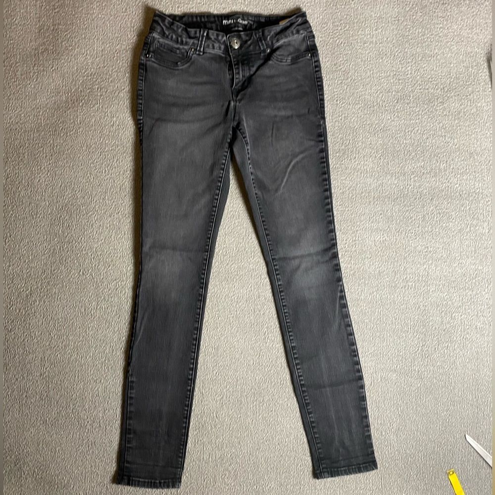 Mauriceโs Womenโs Charcoal Skinny Jeans